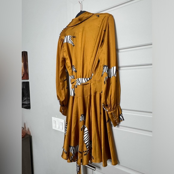 NWT! ⭐️ SukiSo Gold Elsa Wrap Dress in Zebra - Picture 5 of 16